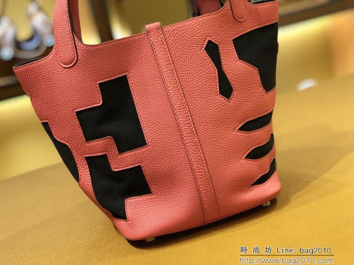HERMES愛馬仕 Hermes petitH 限量版 唇膏粉togo black Toile 黑色 帆布 金釦 時尚手提包  Ama1038